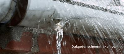 Voorbeeld dakgoot lekkage